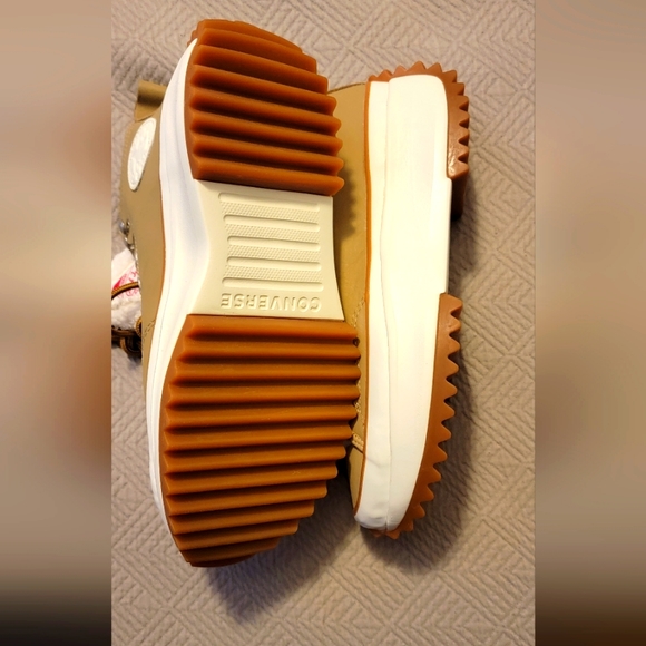 🆕️Converse  Run STAR Hike with Lined Sherpa Leather Nomad Platform Khaki S… - Picture 3 of 4
